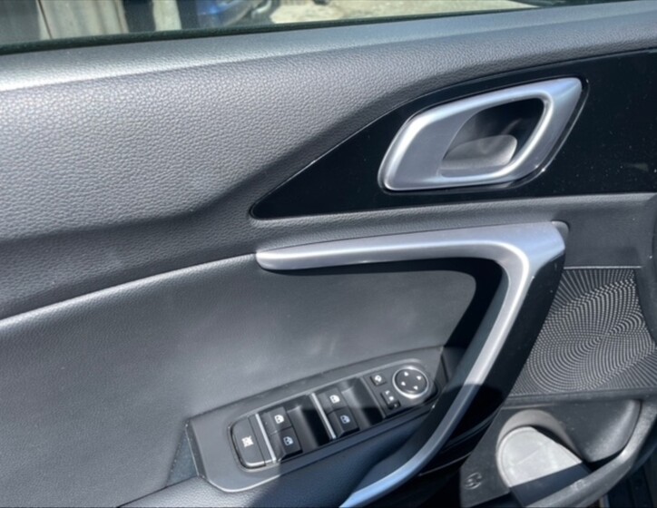 KIA XCeed 11