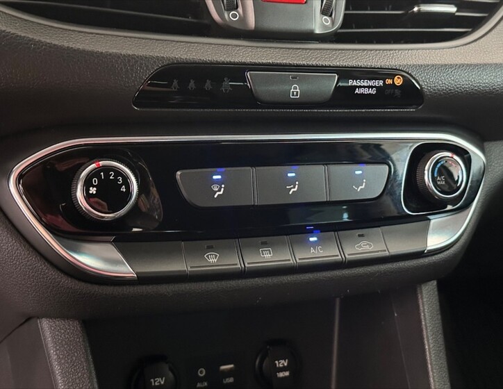 Hyundai i30 15