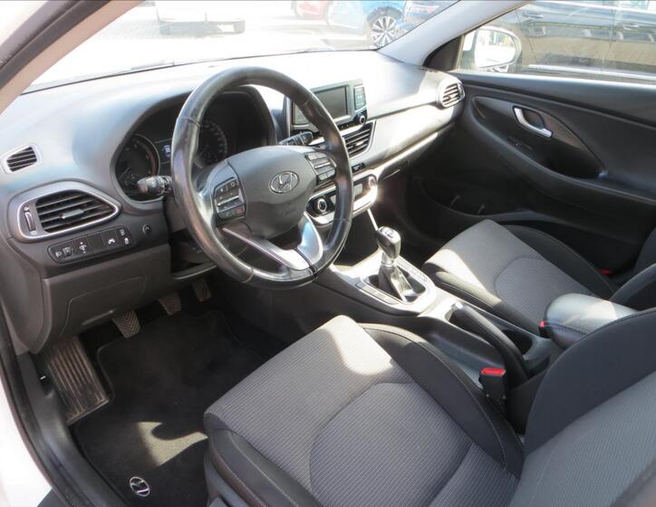 Hyundai i30 12