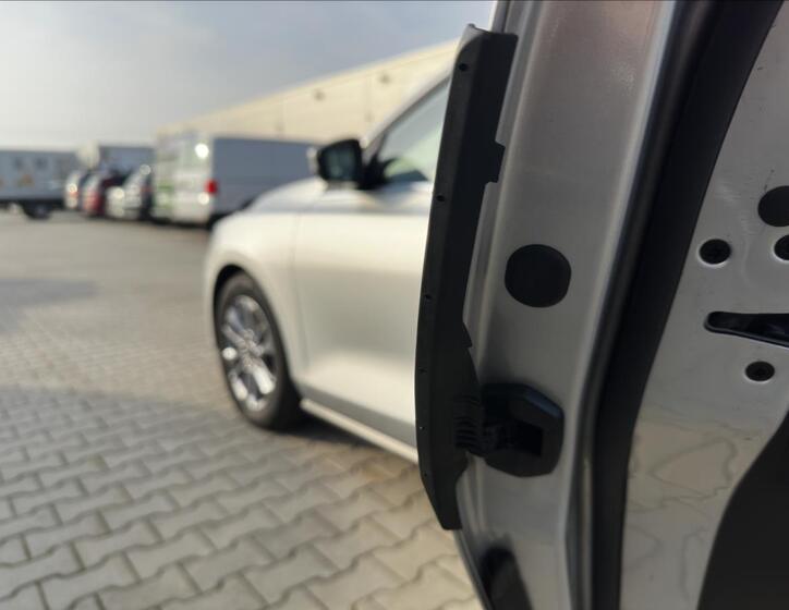 Ford Focus 16