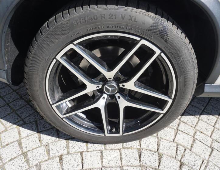 Mercedes-Benz GLE 7