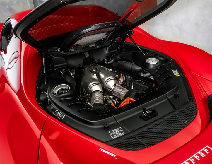 Ferrari Ostatní 12