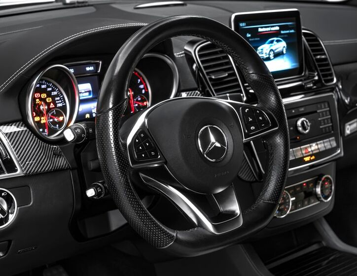 Mercedes-Benz GLE 17