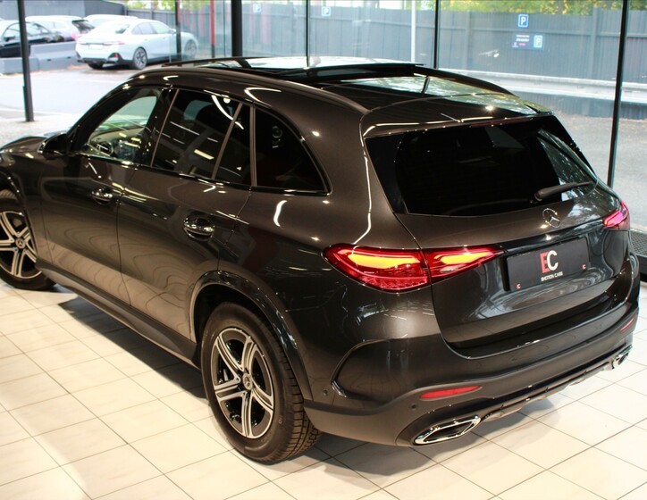 Mercedes-Benz GLC 8