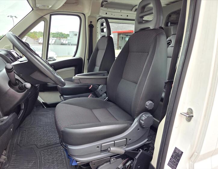 Peugeot Boxer 9