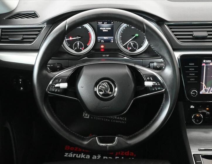 Škoda Superb 16