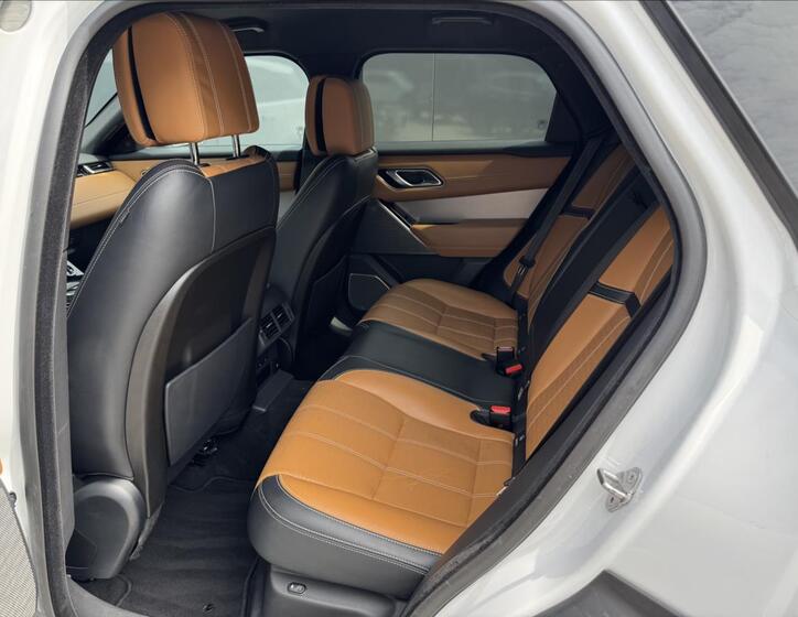 Land Rover Range Rover Velar 12