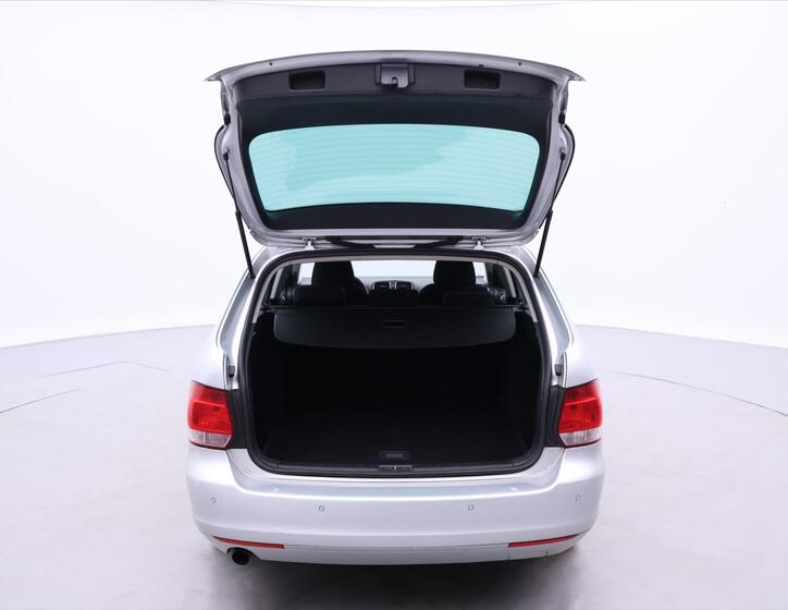 Volkswagen Golf 9