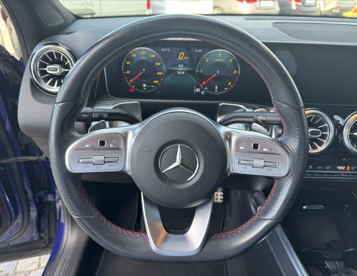Mercedes-Benz GLB 6