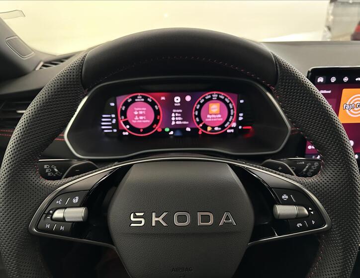 Škoda Octavia 16
