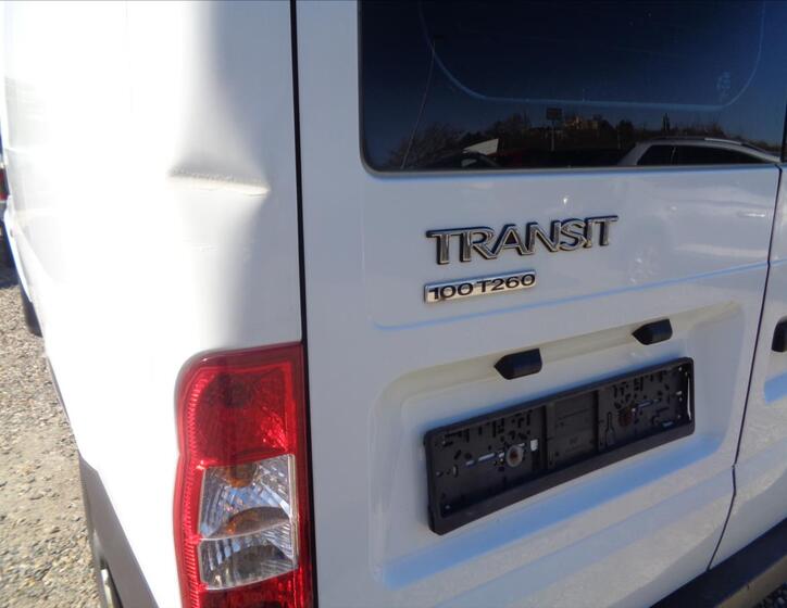 Ford Transit 17