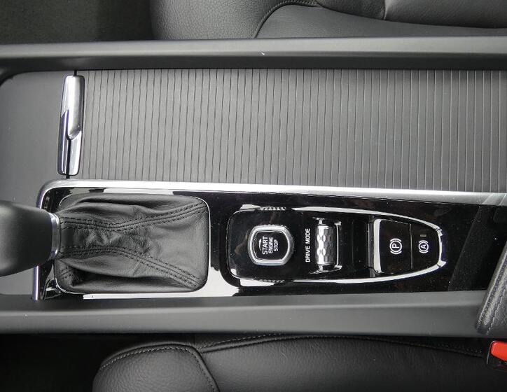 Volvo XC60 16
