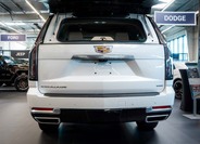 Cadillac Escalade 6