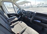 Peugeot Boxer 8
