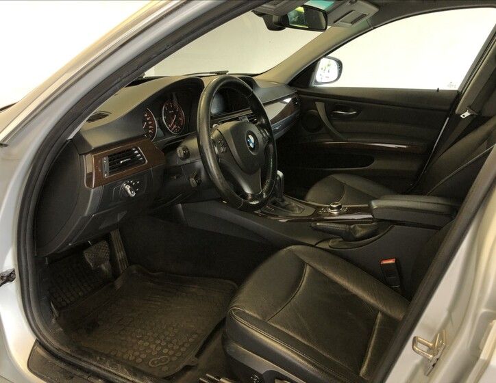 BMW Řada 3 9