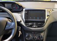 Peugeot 208 31