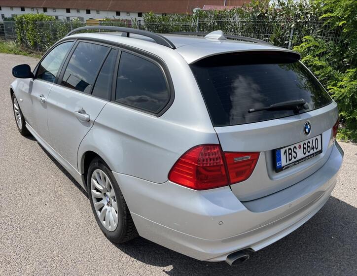BMW Řada 3 8