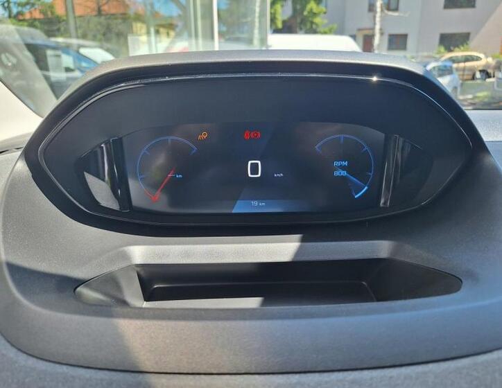 Peugeot Rifter 15