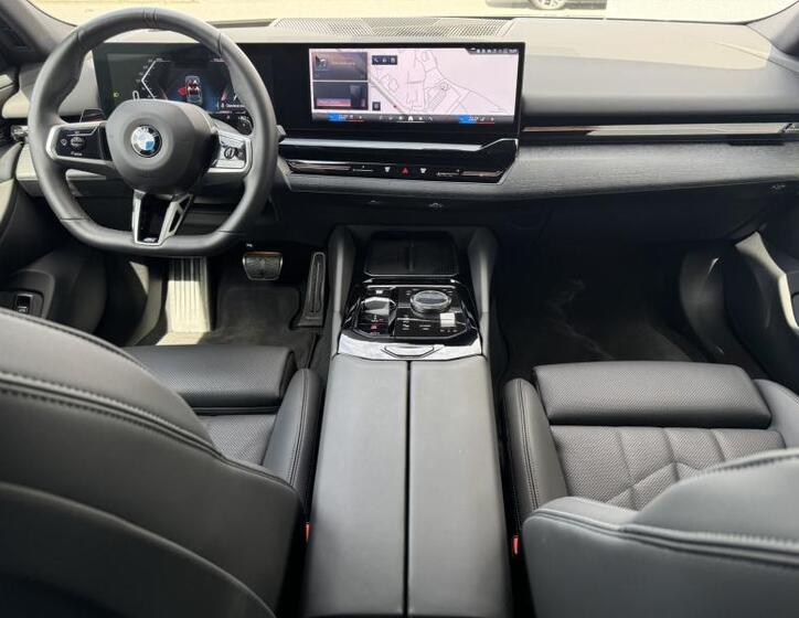BMW Řada 5 8