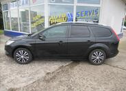 Ford Focus 8