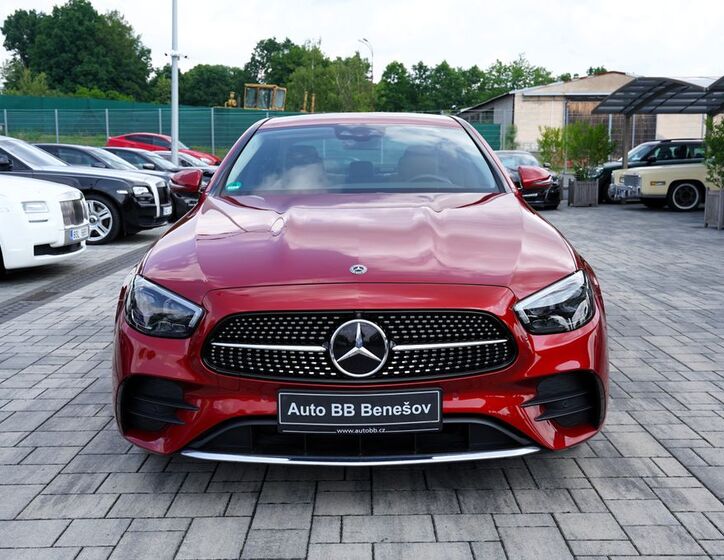 Mercedes-Benz Třídy E 1