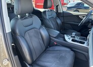 Audi Q7 21