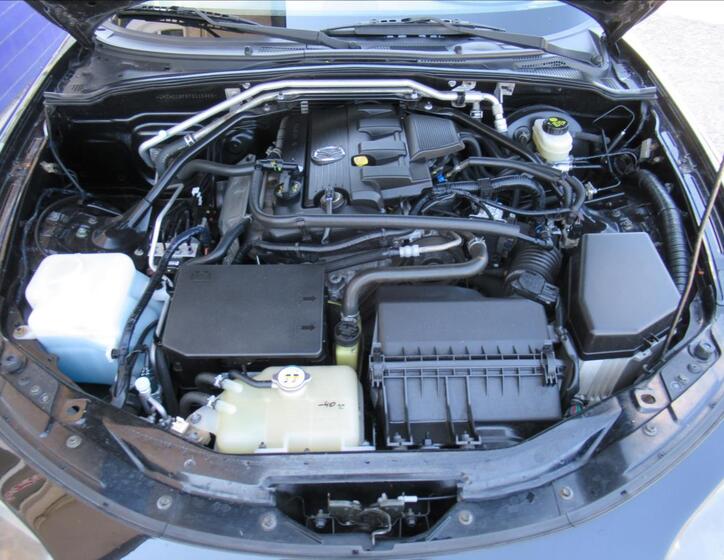 Mazda MX-5 16