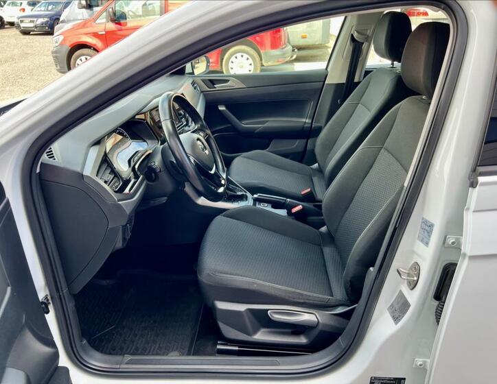 Volkswagen Polo 10