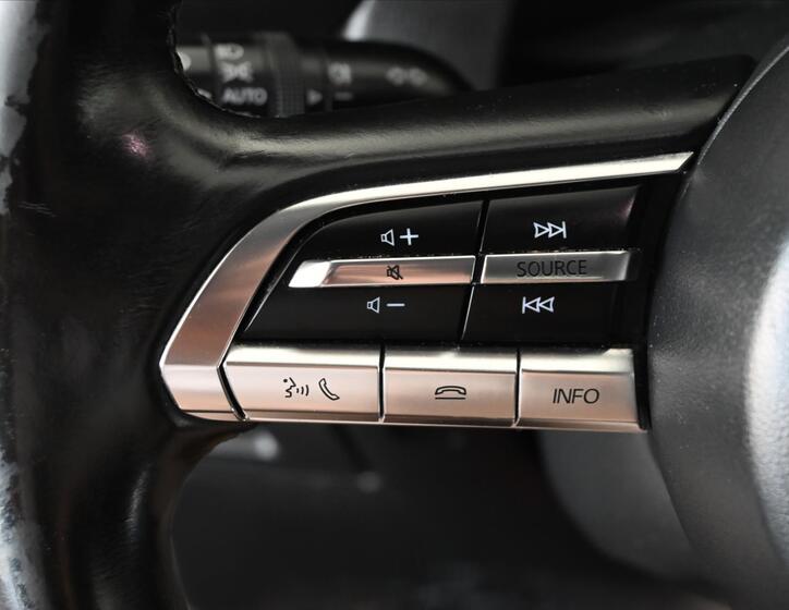 Mazda CX-30 17