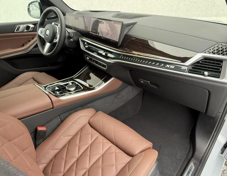 BMW X5 9