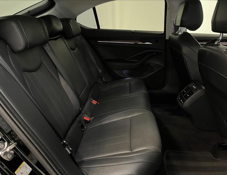 Škoda Superb 24