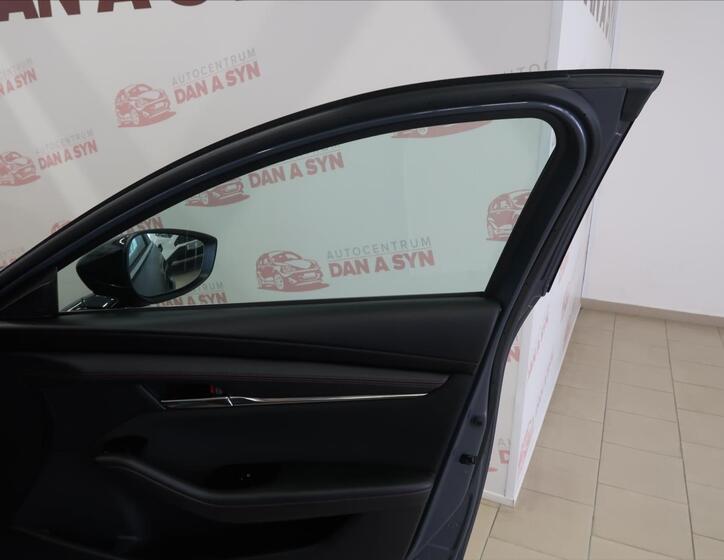 Mazda 3 13