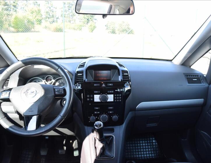 Opel Zafira 29