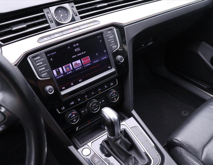 Volkswagen Passat 22