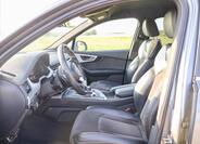 Audi Q7 13