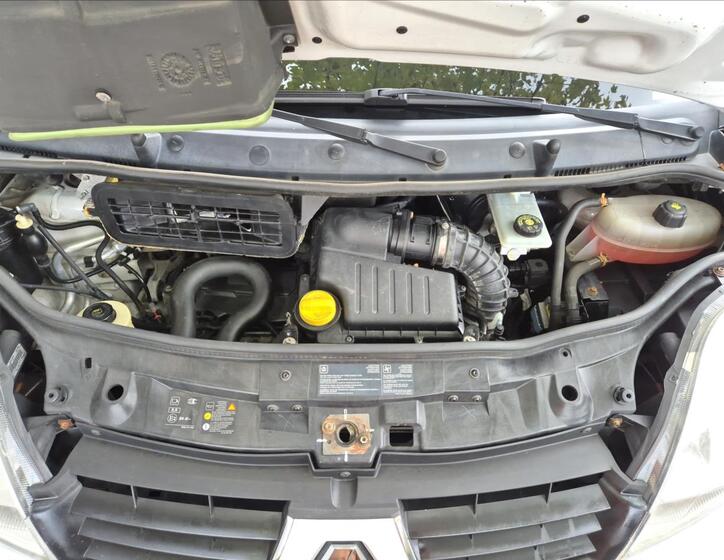 Renault Trafic 25