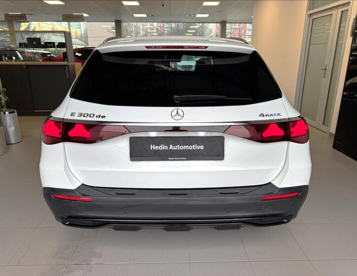 Mercedes-Benz Třídy E 2