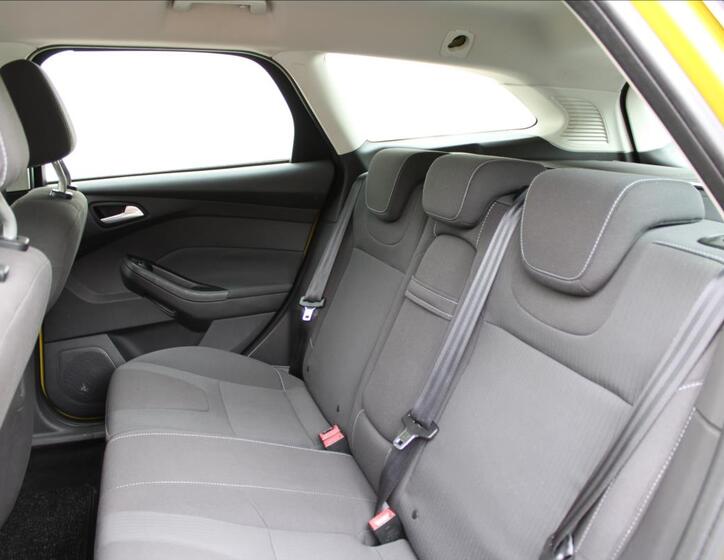 Ford Focus 29