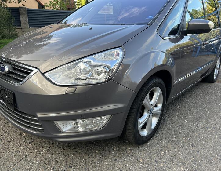 Ford Galaxy 5