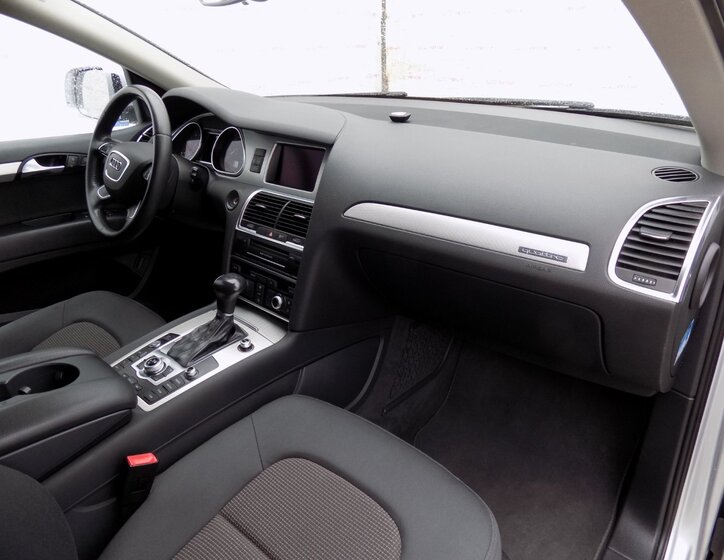 Audi Q7 14