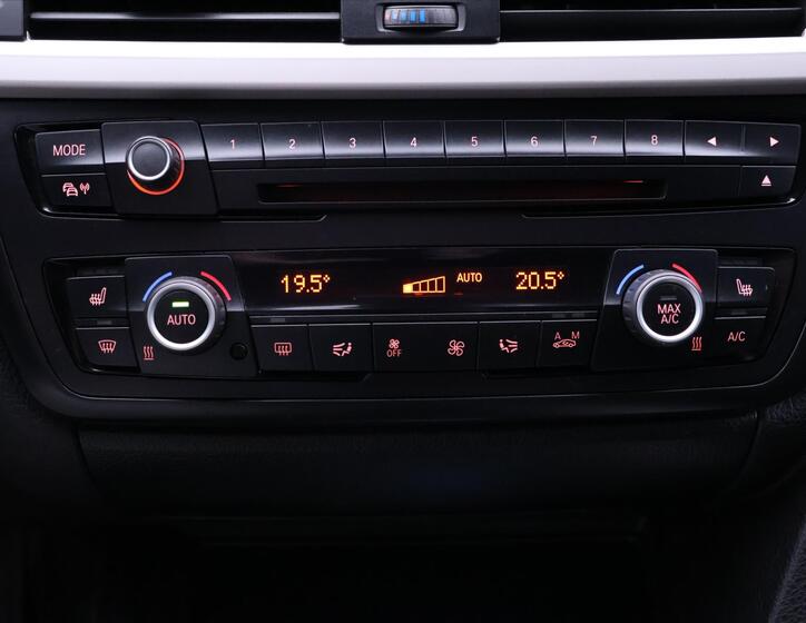 BMW Řada 3 30