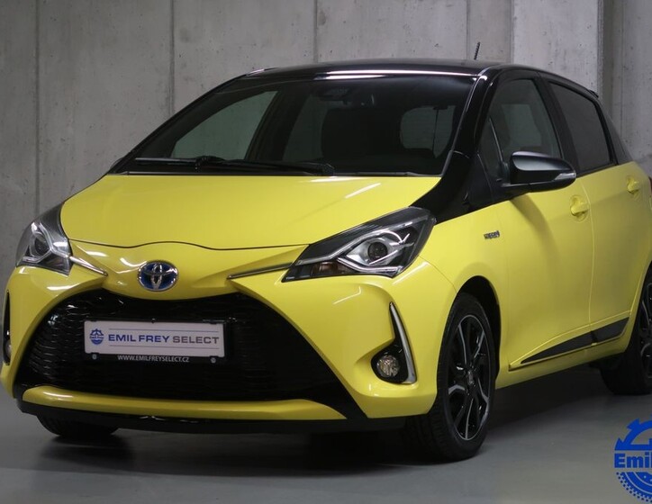 Toyota Yaris 1