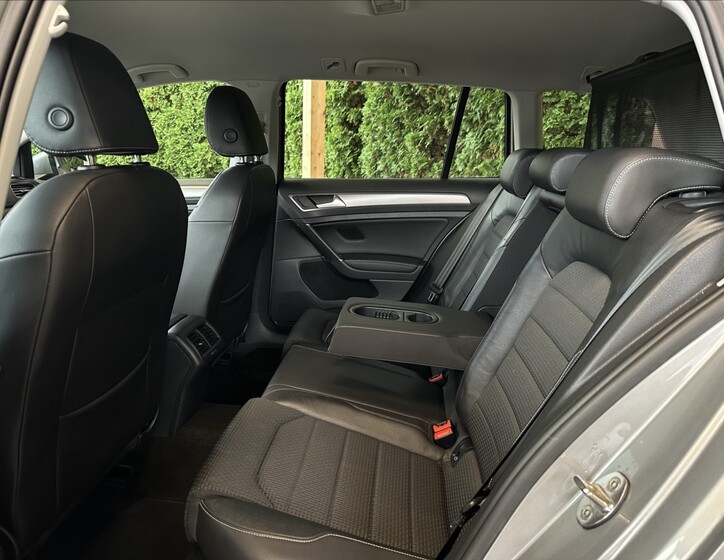 Volkswagen Golf 15
