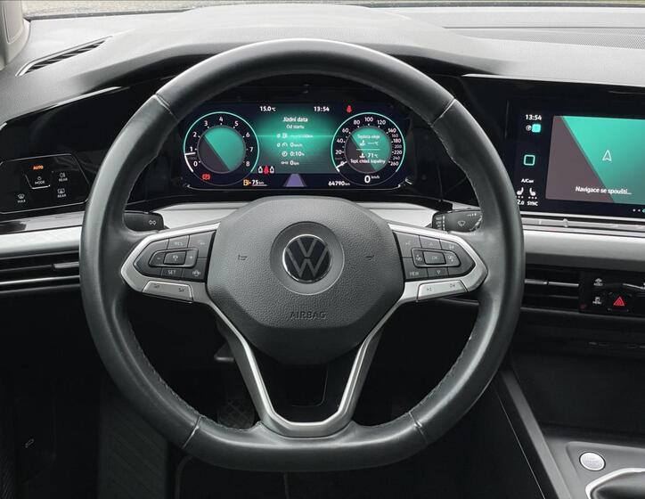 Volkswagen Golf 8