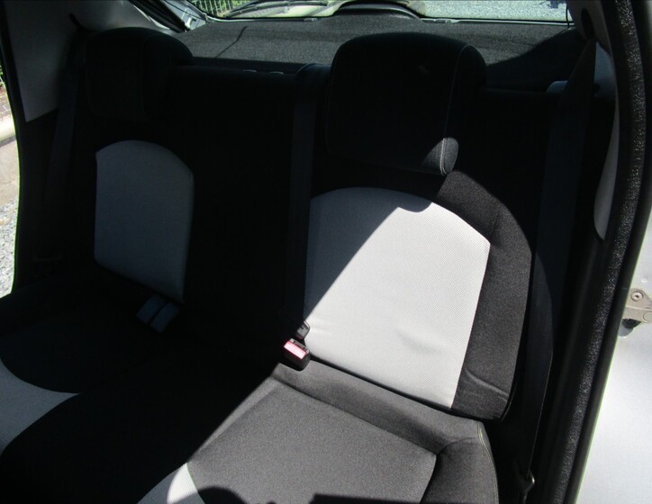 Peugeot 206 26