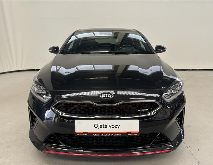 KIA ProCeed 4
