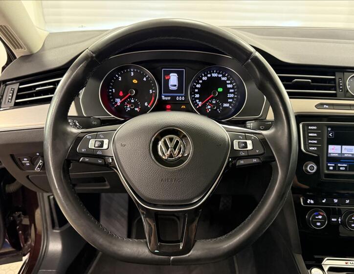 Volkswagen Passat 14