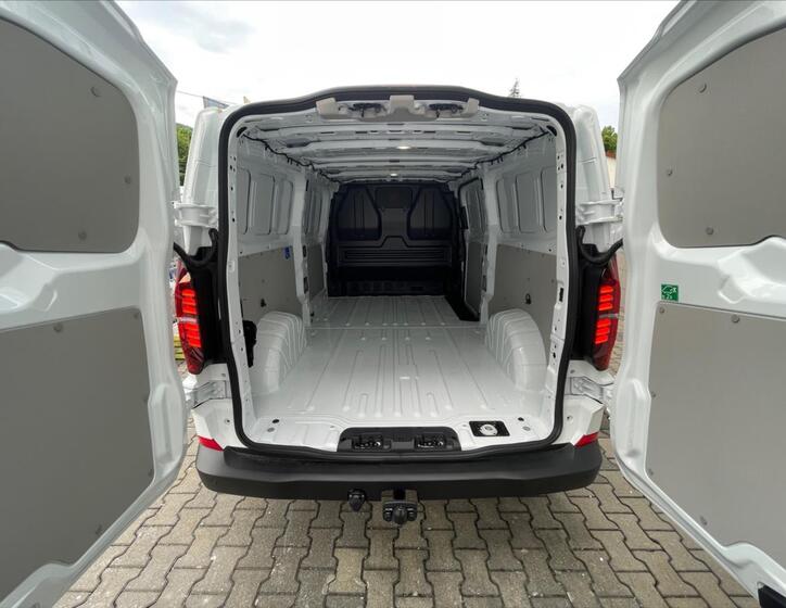 Volkswagen Transporter 18