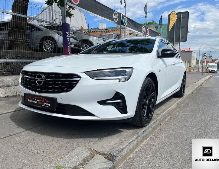 Opel Insignia 1