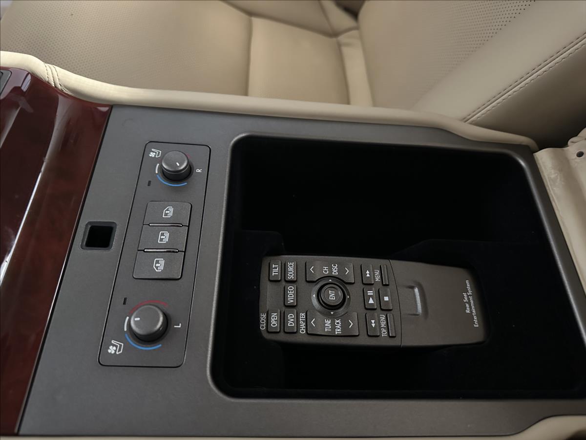 Lexus LS 600h